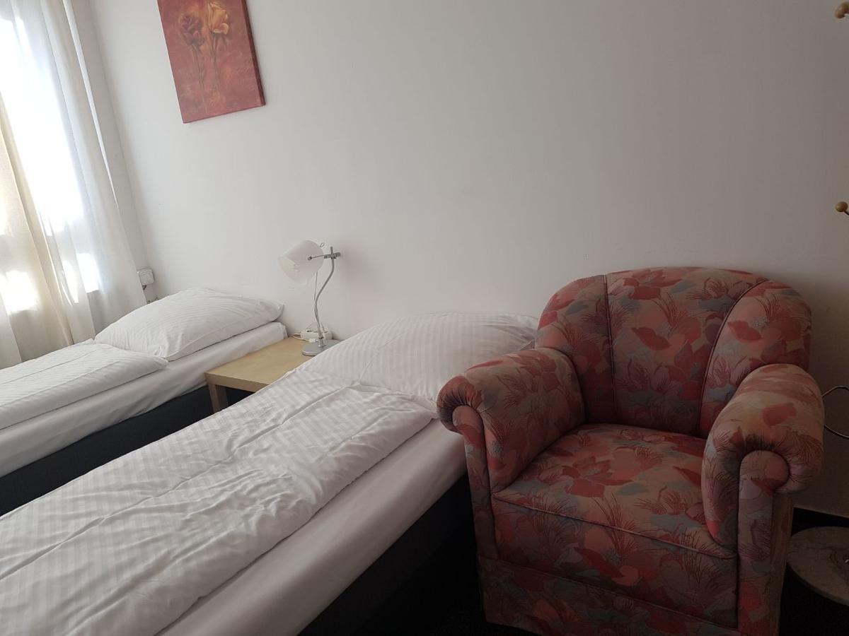 Hotel Wandsbek Amburgo Esterno foto